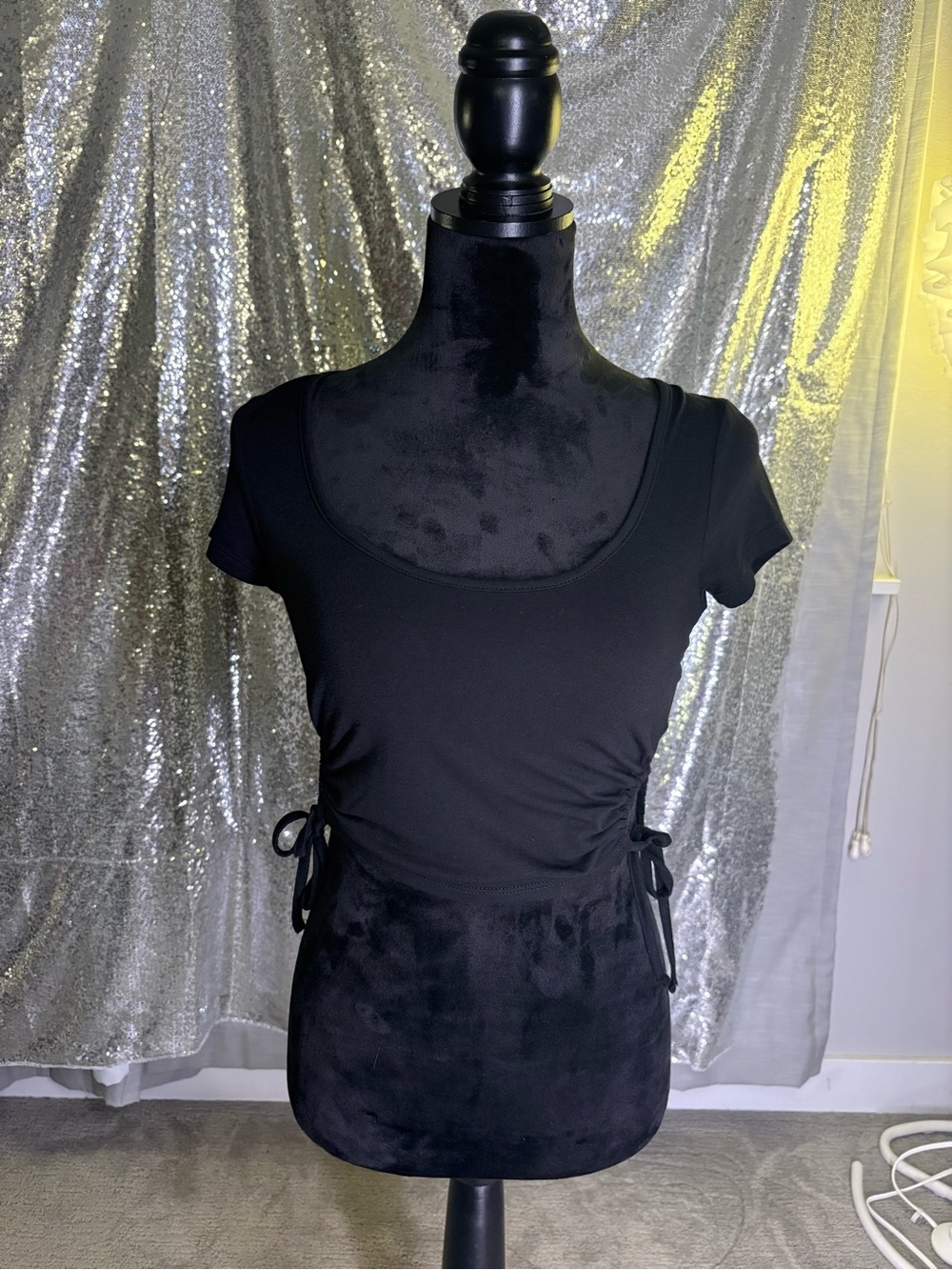Cotton On Bowtie Cutout Tee 🖤